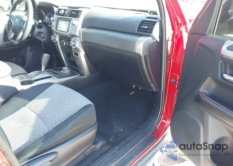 2015 Toyota 4Runner Sr5 z USA, uszkodzony, nr VIN JTEBU5JR7F5246896